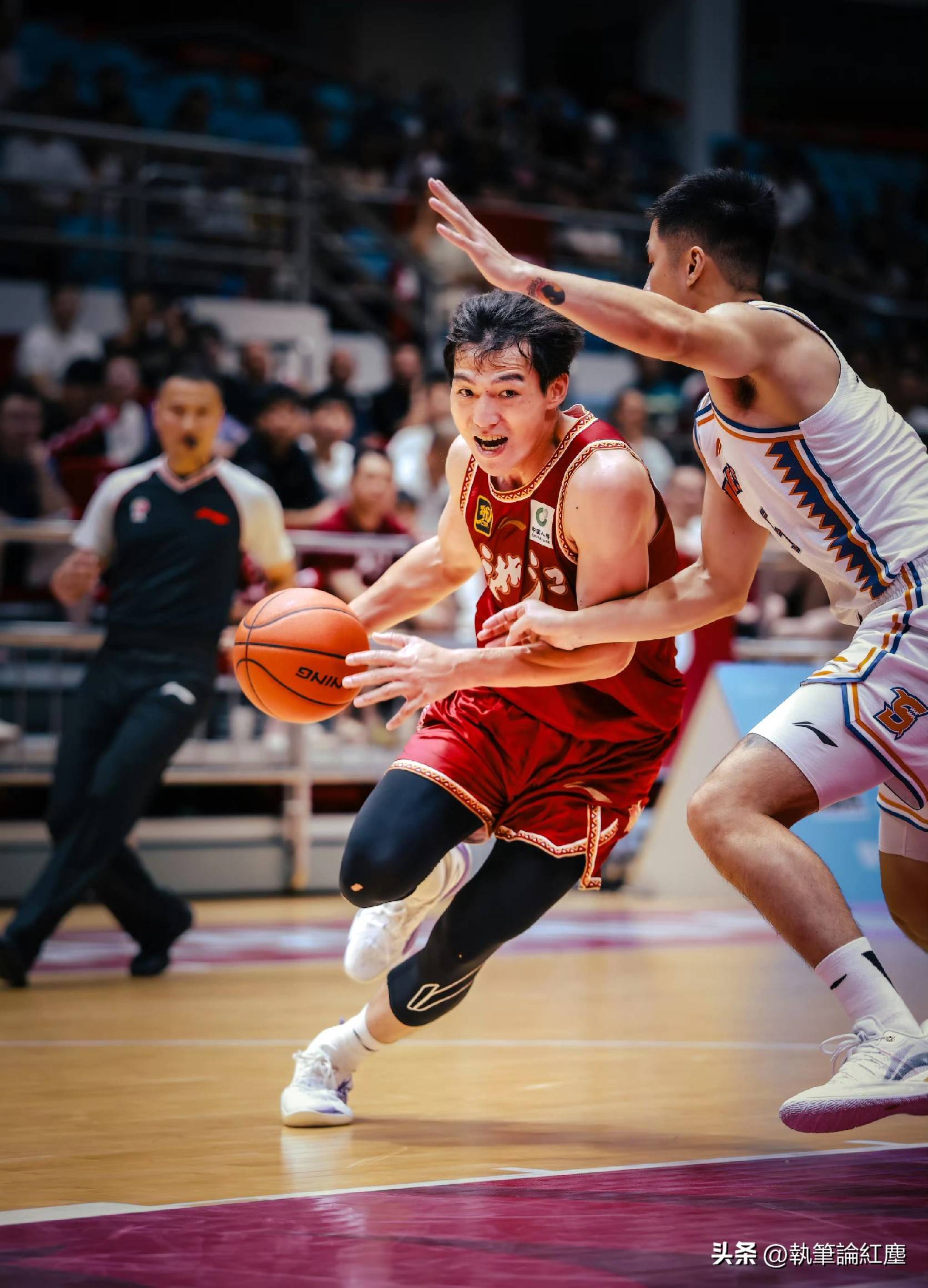 浙江稠州清晨单刀错失夏洛特黄蜂围绕CBA常规赛队长鼓劲，NBA季后赛节点到来看傻球迷的简单介绍-开云体育