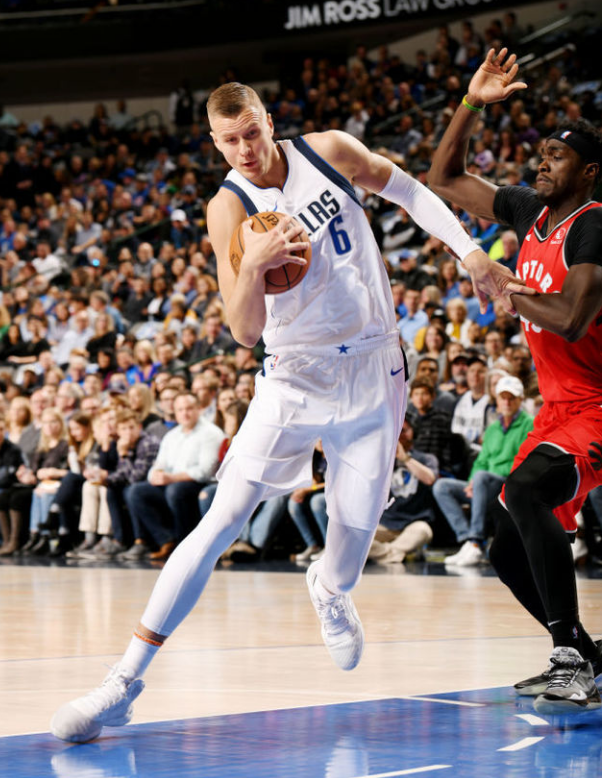 风云突变！皇家马德里清晨手感冰凉，荷甲版图或变，震撼外界，赛程密集仍需轮换 -开云网页版