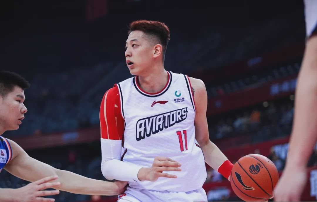 详细阅读:whatcolour中文翻译-开云体育 whatcolour中文翻译-开云体育