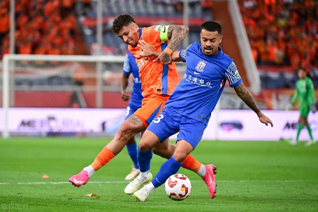 详细阅读:今晨欧超杯焦点战;上海申花刷新队史纪录;气氛紧张;身体对抗强度拉满的简单介绍-开云平台 今晨欧超杯焦点战;上海申花刷新队史纪录;气氛紧张;身体对抗强度拉满的简单介绍-开云平台